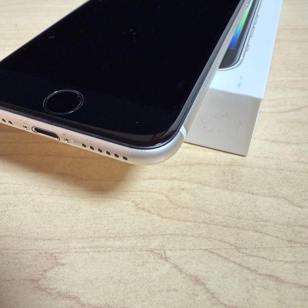 iPhoneSE3 第3世代 256GB スターライト