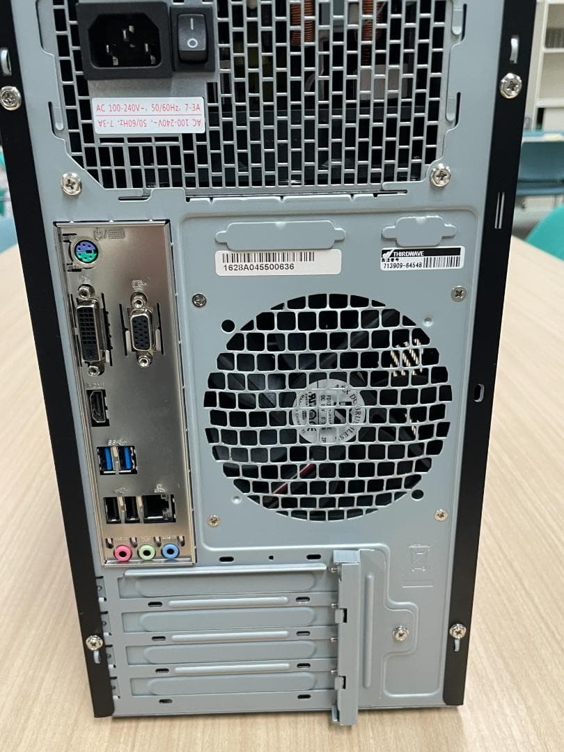 Windowsデスクトップ I5-8400 8GB HDD1TB Win10 THIRDWAVE