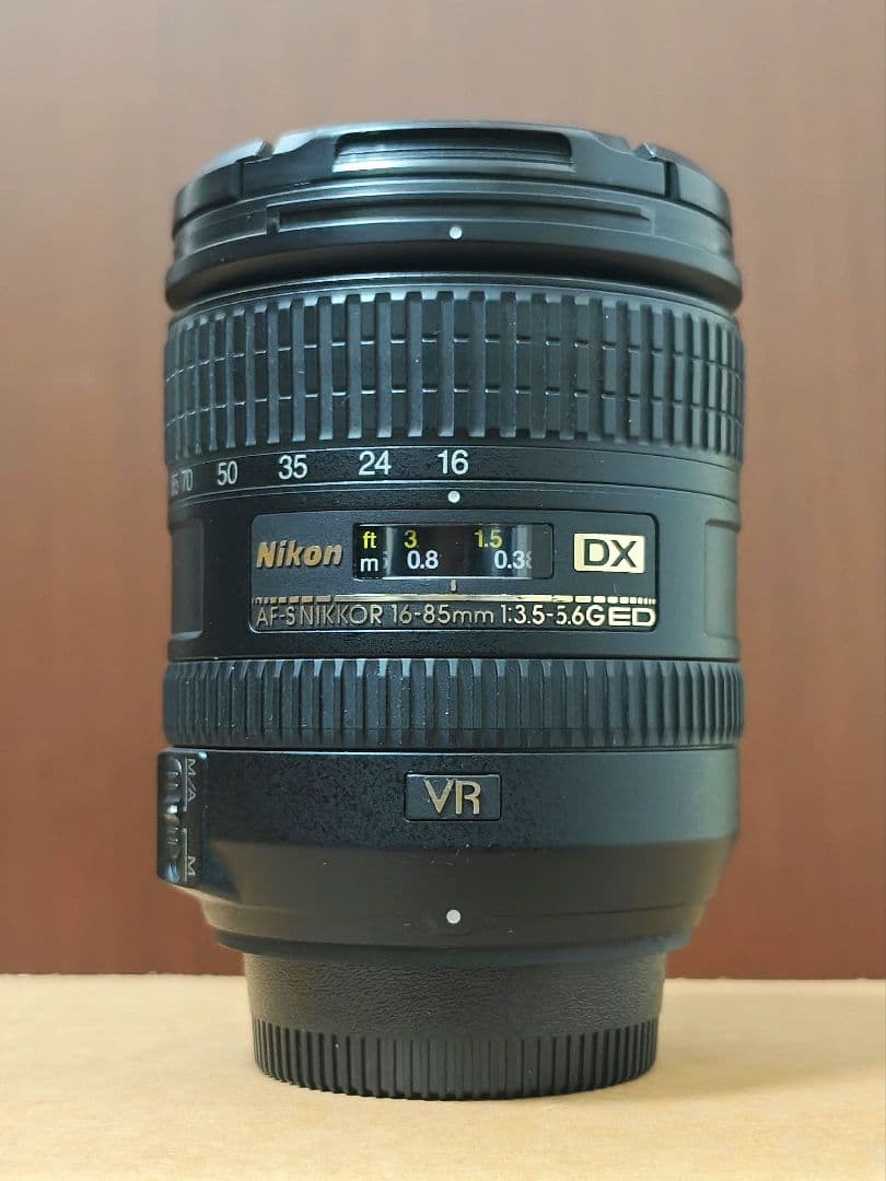 Nikon AF-S DX 16-85mm f3.5-5.6G カメラレンズ