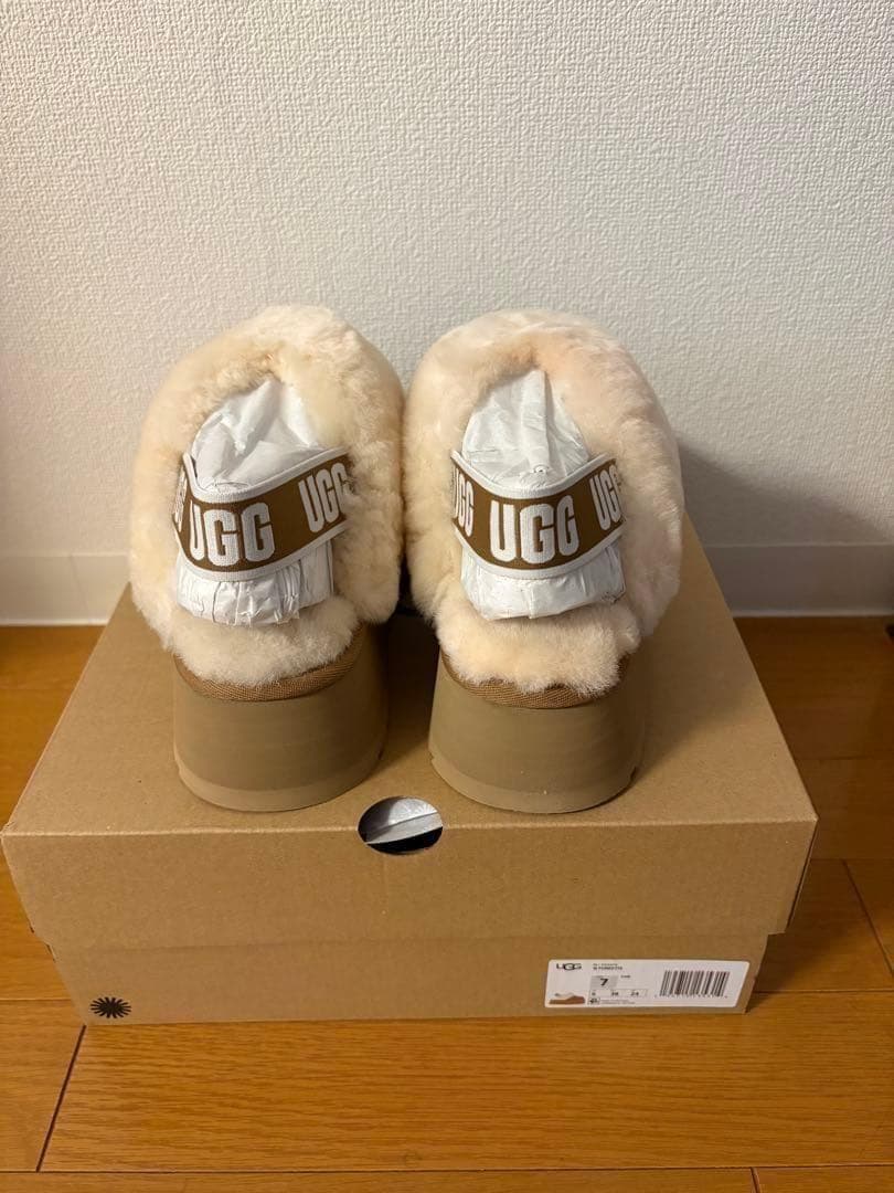 正規品⭐︎UGG FUNKETTE ファンケット　厚底　24cm