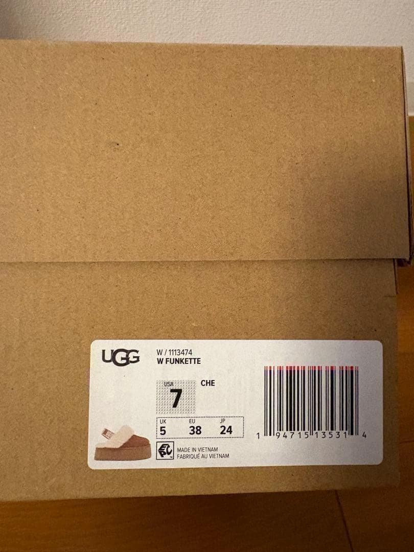 正規品⭐︎UGG FUNKETTE ファンケット　厚底　24cm