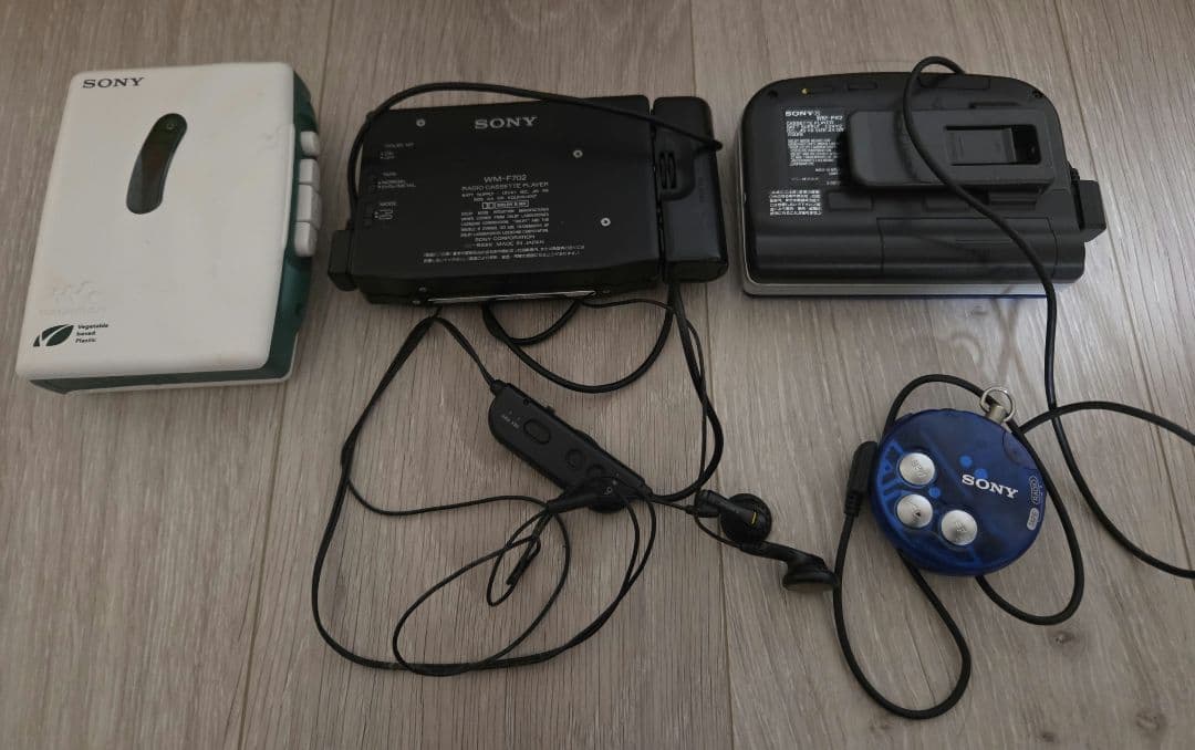 ソニーウォークマン　3個まとめ売り　訳あり