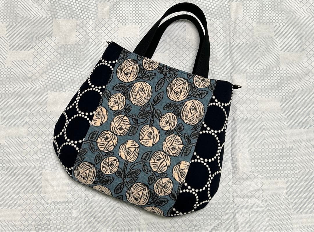 ハンドメイド ミナペルホネン rosy コロりんトート