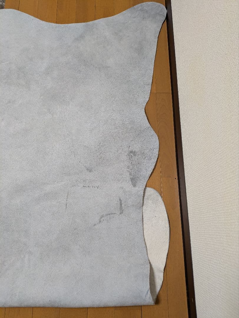 IKEA ラグ　カウハイド　牛毛皮　KOLDBY