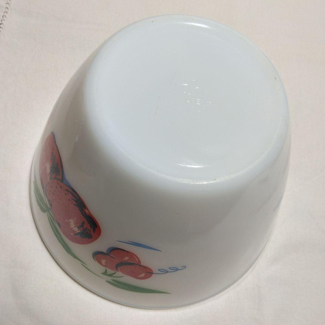 ヴィンテージFire King リンゴ柄ミキシング ボウルLLホワイト