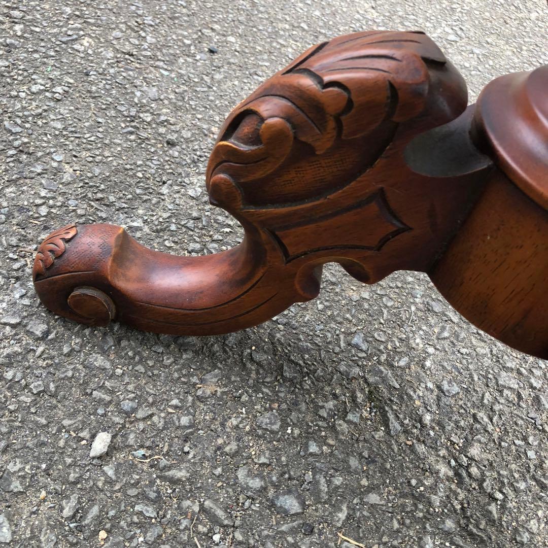 マホガニー無垢材 コーヒーテーブル アンティーク調木彫装飾 美しい木目のテーブル