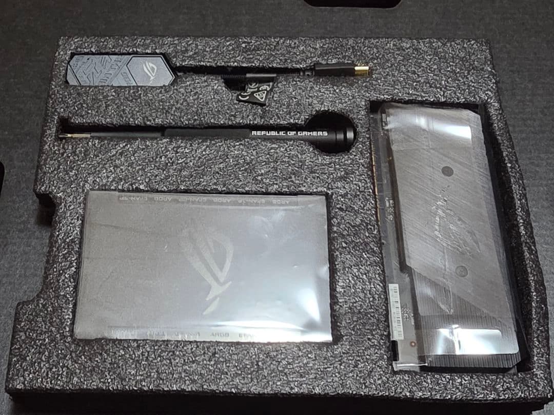 マザーボード ASUS ROG MAXIMUS XIII EXTREME Z590