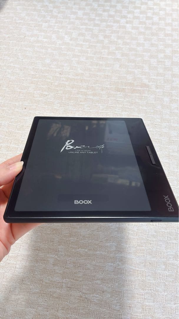 電子書籍リーダー本体 BOOX page