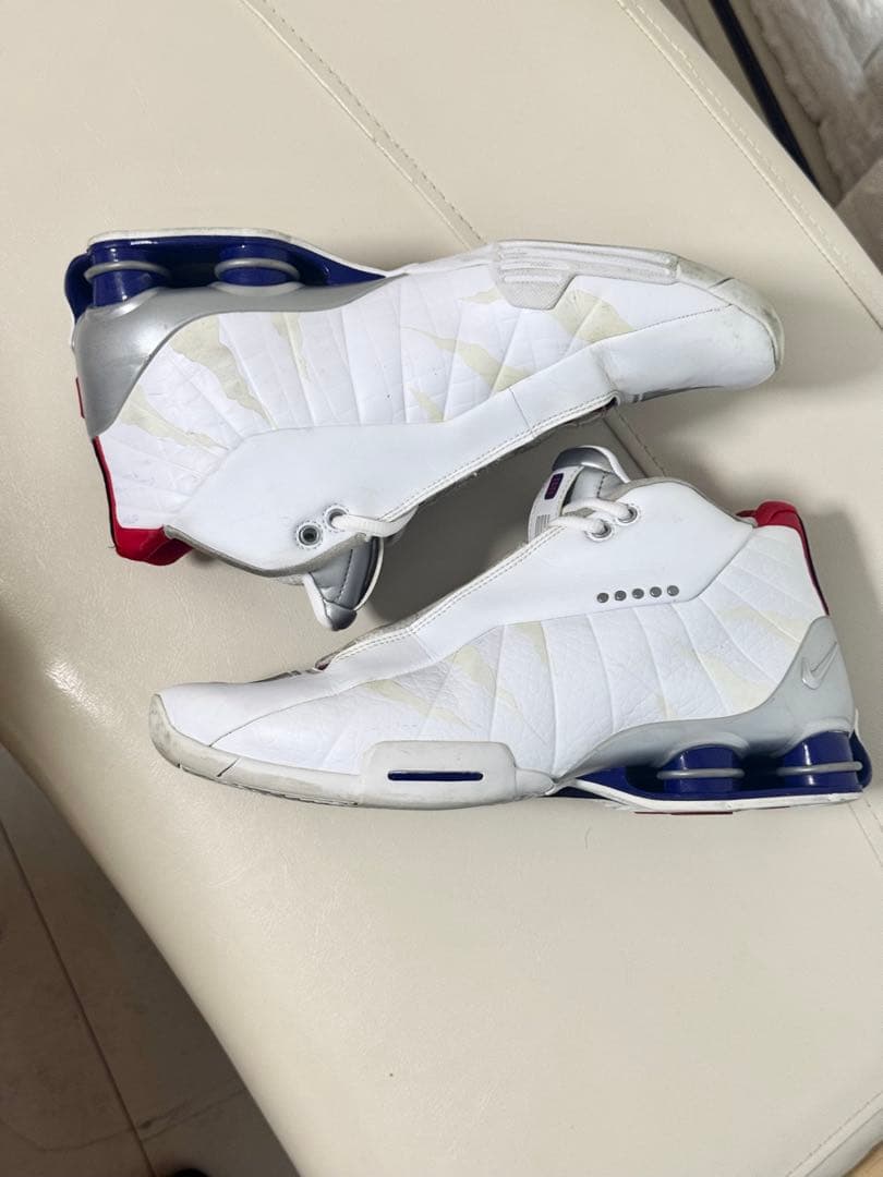 値引き不可　NIKE Shox BB4 27cm ナイキ ショックス　ラプターズ