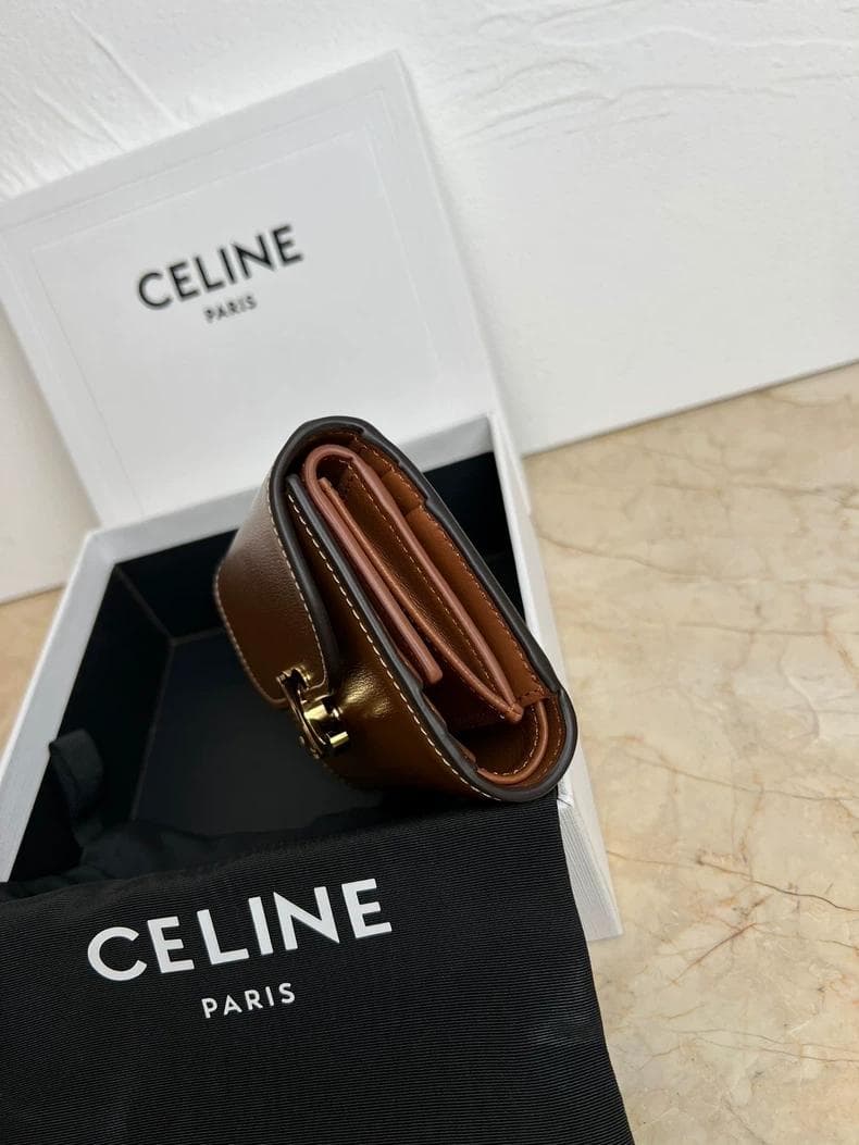 CELINE セリーヌ　ブラウン 三つ折り財布