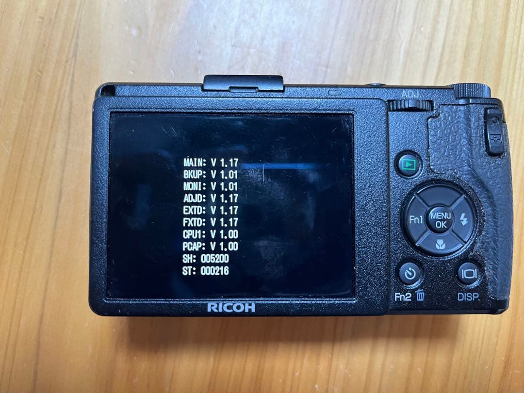 【中古品】RICOH GR DIGITAL IV （箱付き）ショット数5200回