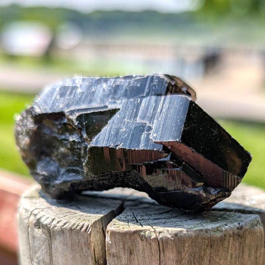 モリオン 原石 山東省産 黒水晶 53g お守り パワーストーン 玄関に置くと吉