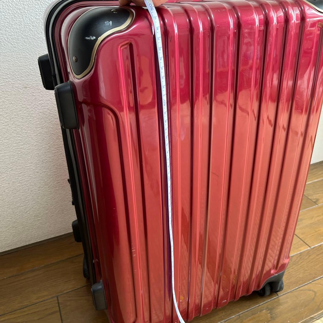 wise:ly（ワイズリー）のキャリーケース 赤 4輪 機内持ち込み可