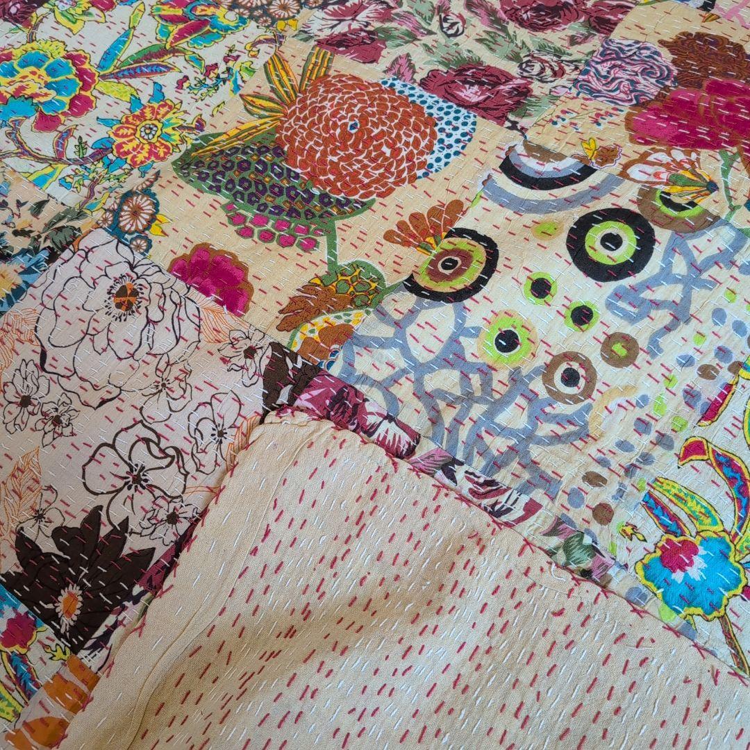 【M】ベージュ 手仕事 パッチワーク 一点物 カンタキルト マルチカバー 721