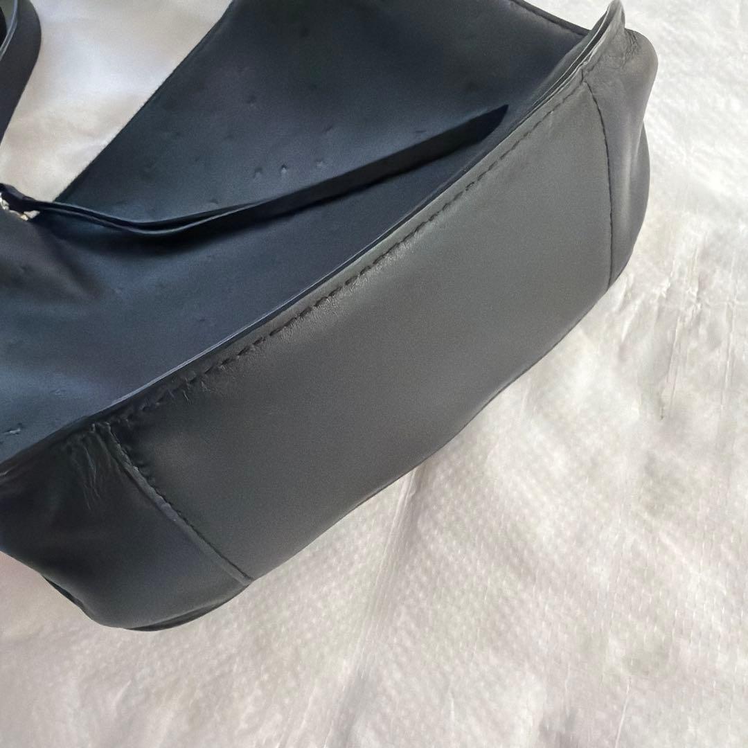 All Saints ブラックレザー ショルダーバッグ 星形模様 本革