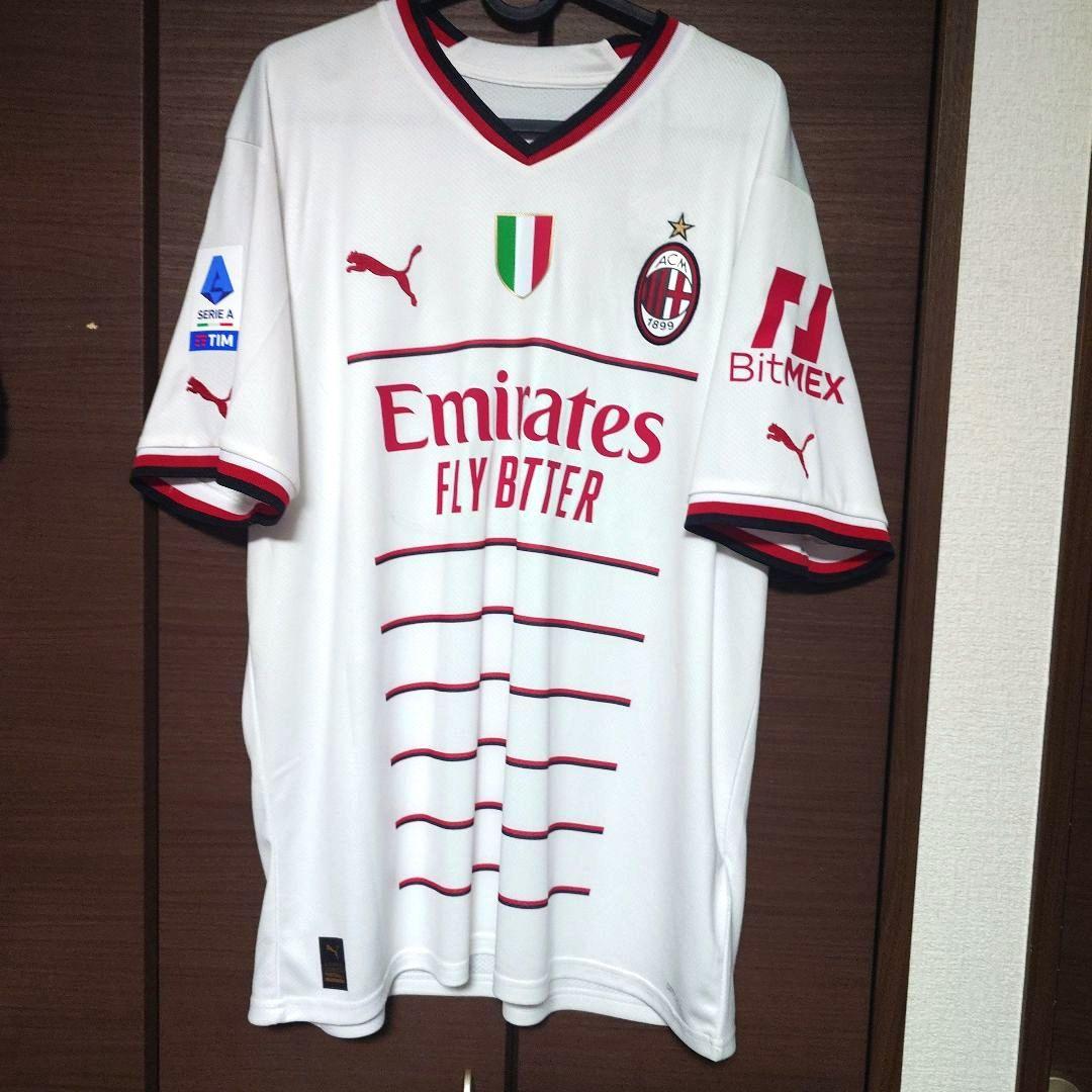 【ブラックフライデー】ACミラン テオ・エルナンデス　直筆サイン入り ユニ　L