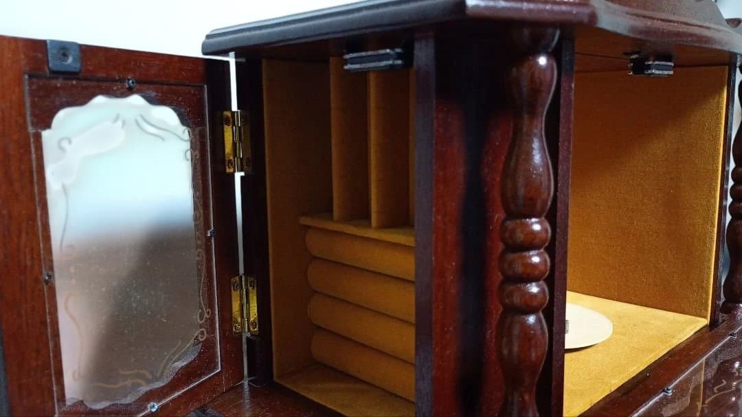 （未使用）木製クラシックアクセサリーケース 三協商事 オルゴール