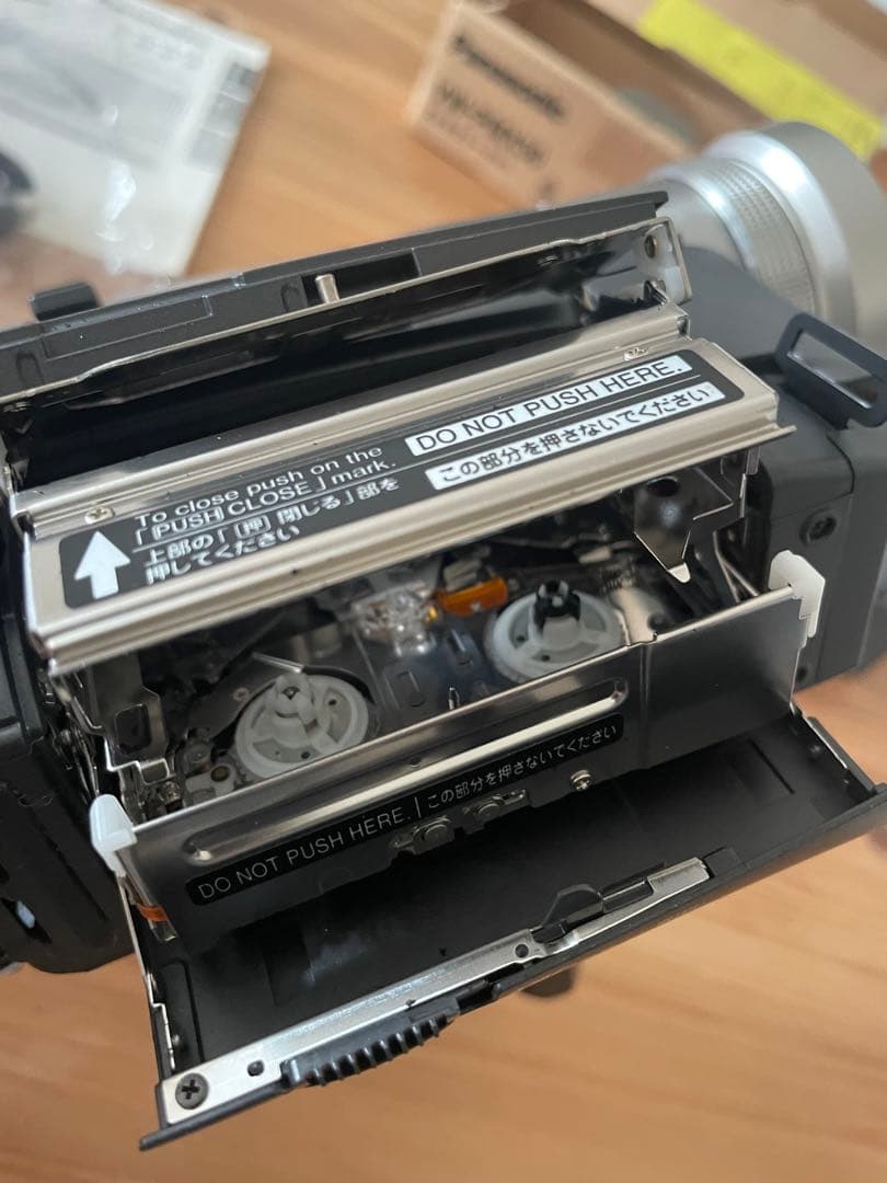 動作品【美品】Panasonic NV-MX3000 ビデオカメラ 本体