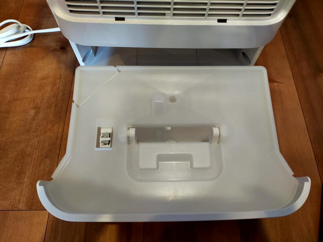 アイリスオーヤマ　KIJDC-K80　サーキュレーター衣類乾燥除湿機　8L