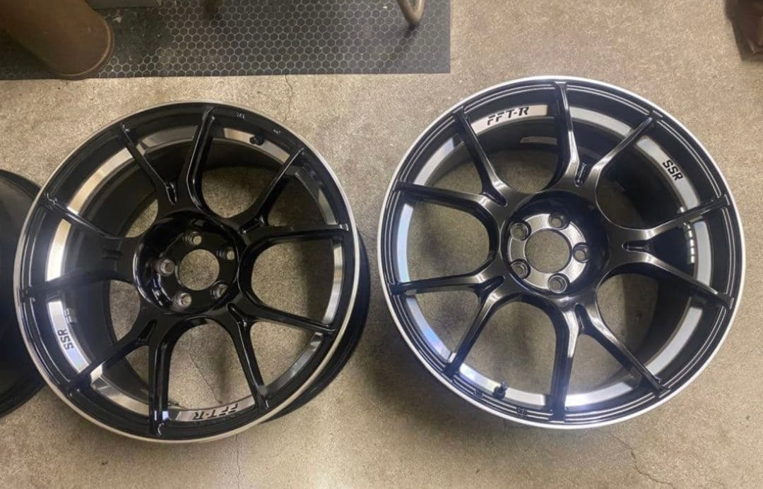 SSR GTX02 18インチ8.5j PCD100 5穴