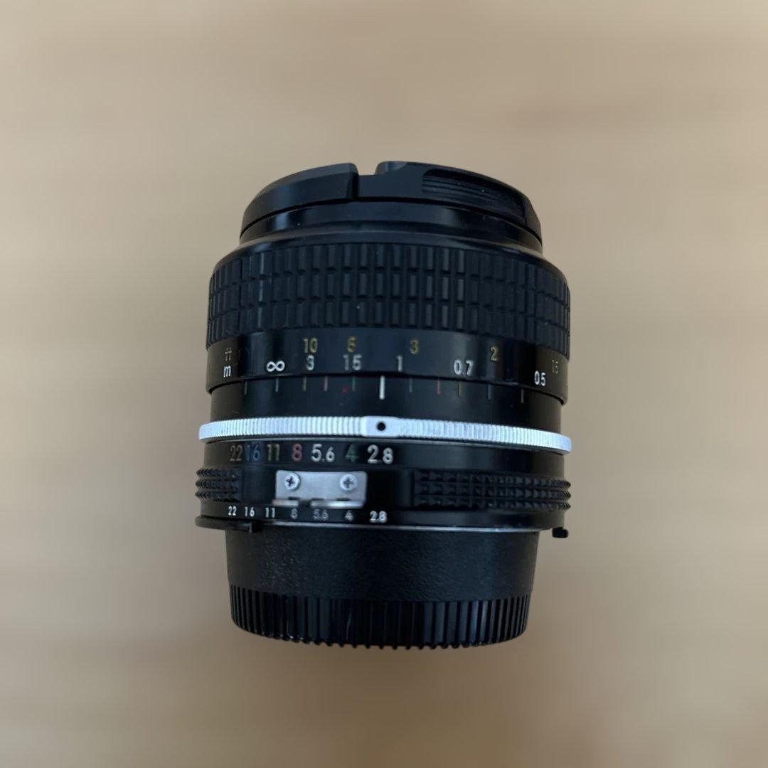 ニコン　Ai-NIKKOR 24mm 1:2.8