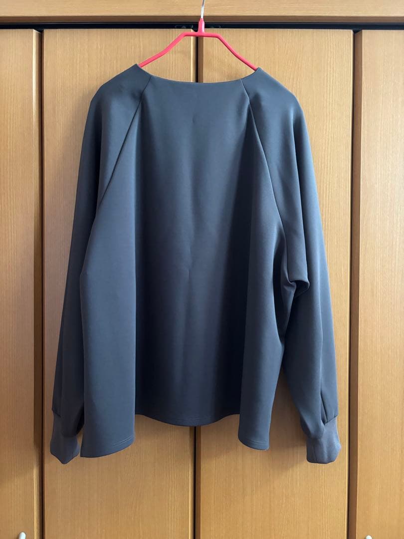 リブドロワ　キーネックダンボールプルオーバー