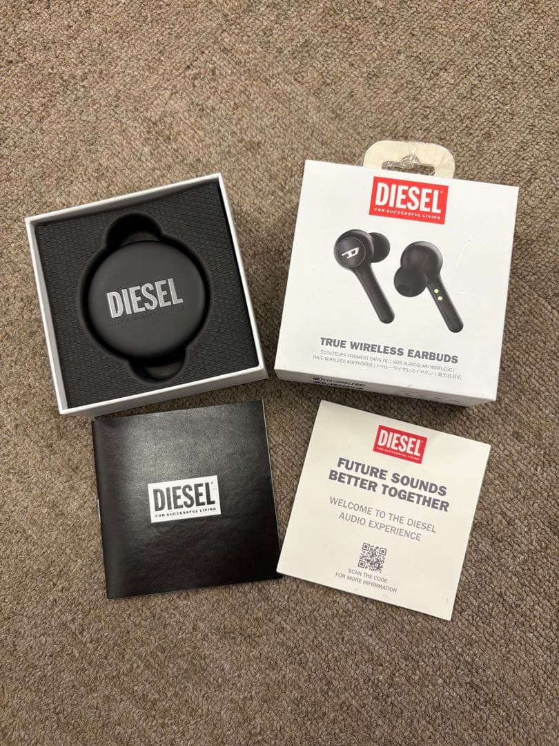 【極美品】イヤホンDIESEL TrueWirelessEarbuds ブラック