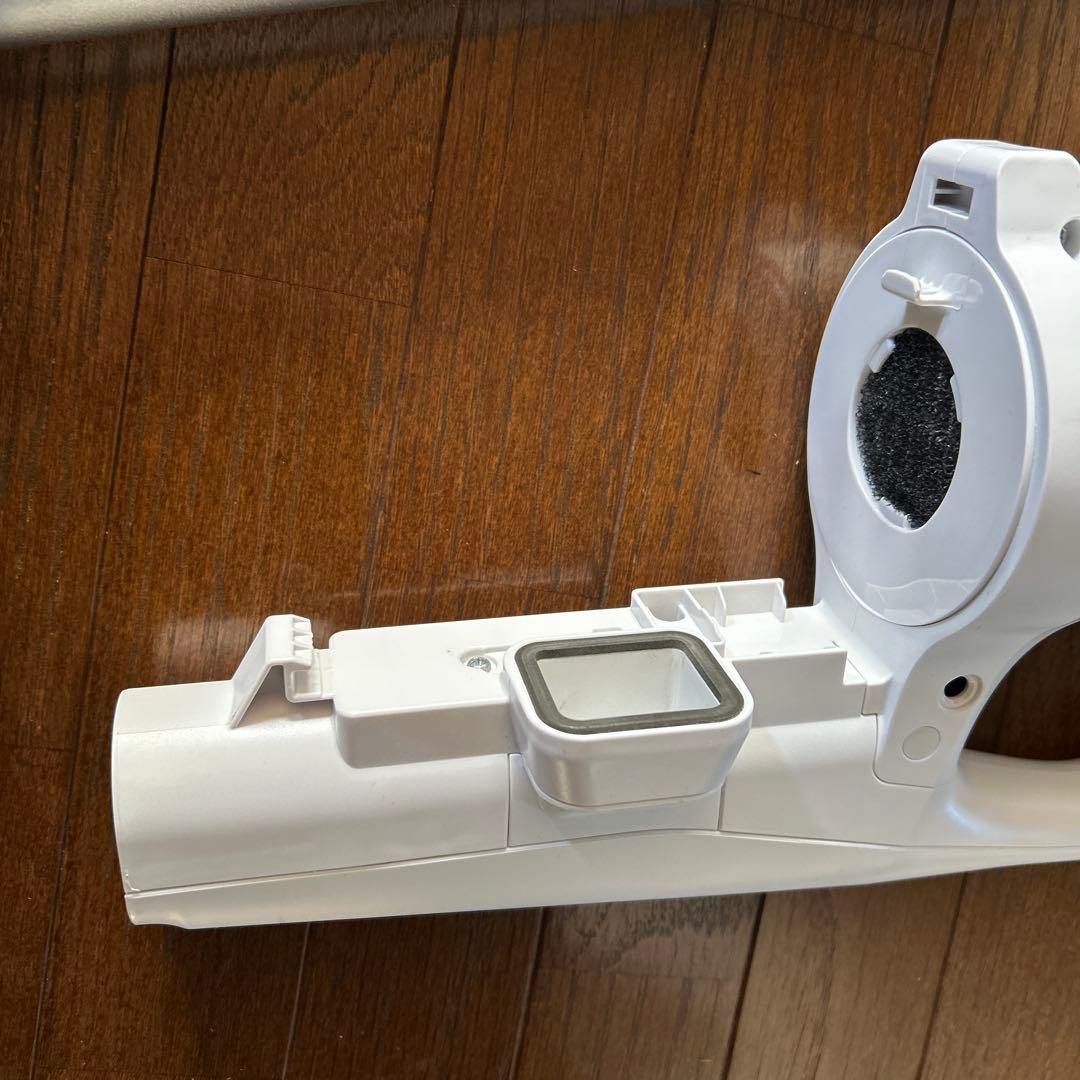 Panasonic コードレス掃除機　美品　MC-SB31J