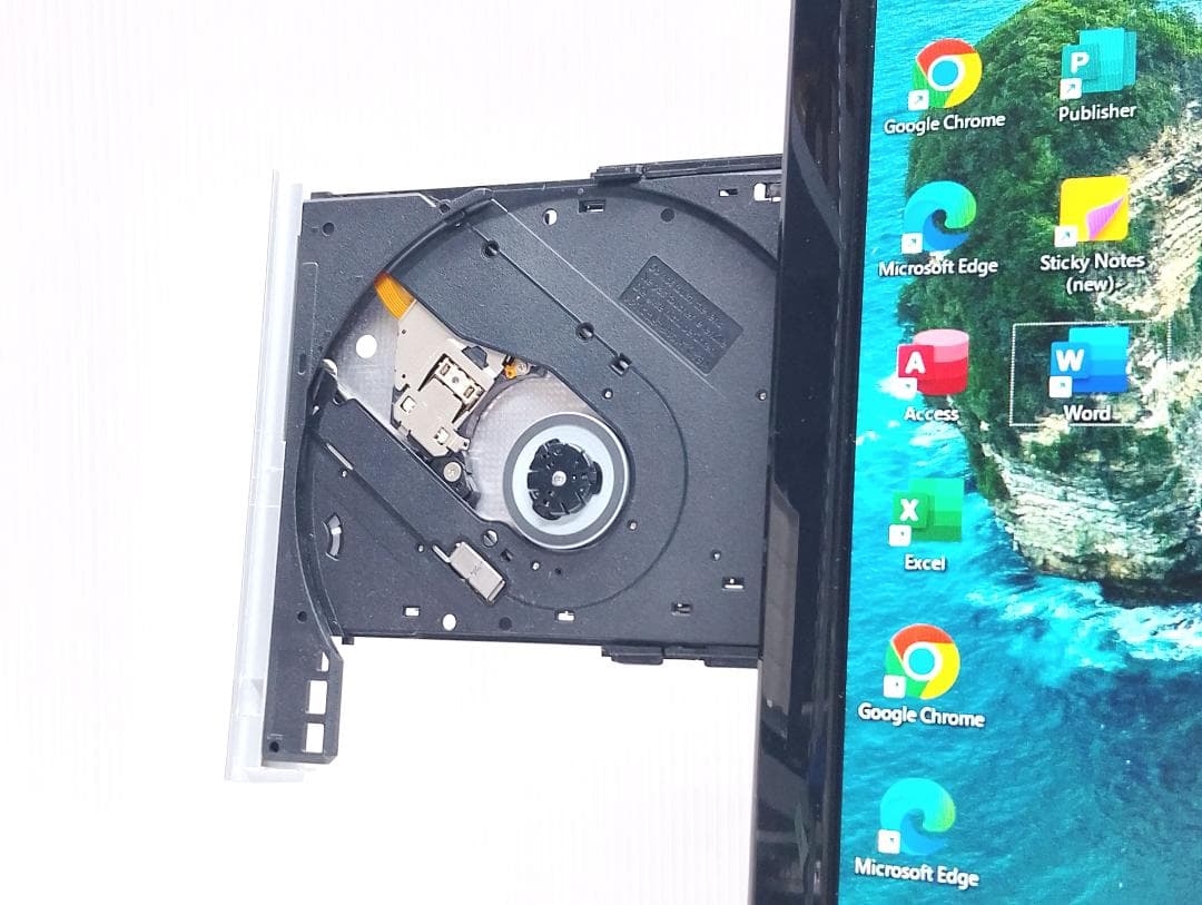 富士通 FH70/D1 i7-6700T 16GB SSD Office2021