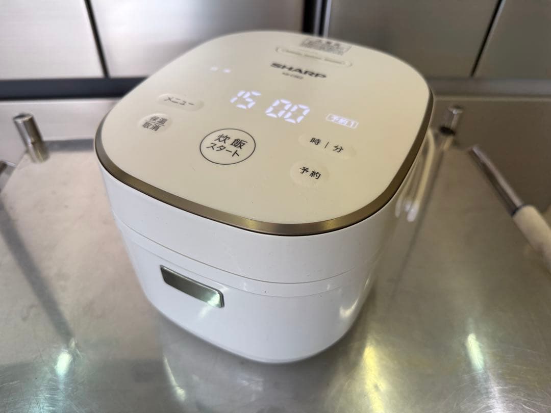 【高年式】2022年式 3合 0.54LSHARP 炊飯器 KS-F5E8-W