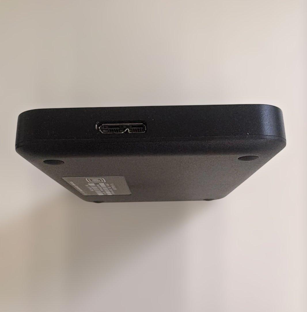 【美品】TOSHIBA /外付けハードディスク HD-AC10TK /1TB