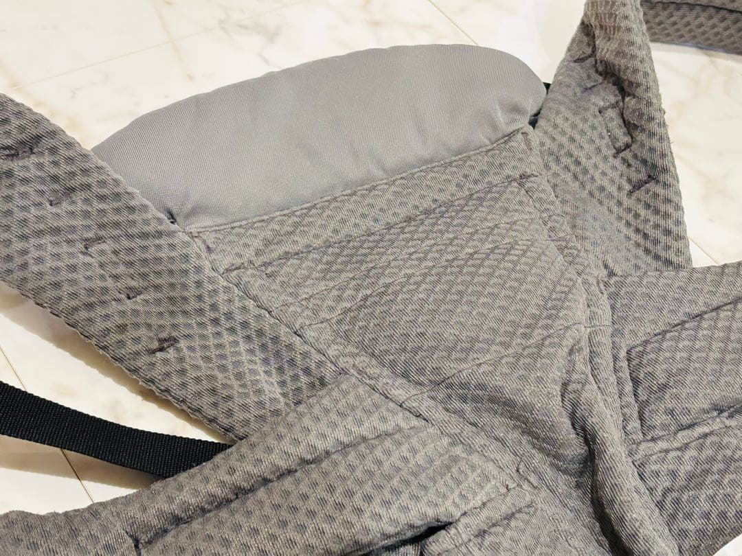 【極美品】エルゴベビー　オムニ ブリーズ　グラファイトグレー