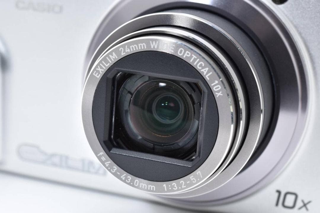 美品 カシオ　CASIO EXILIM EX-H15 シルバー ＃A331