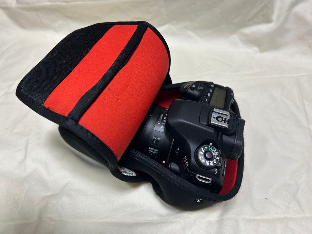 キヤノン EOS 80D EF-S18-135 IS USM 【おまけ付き】