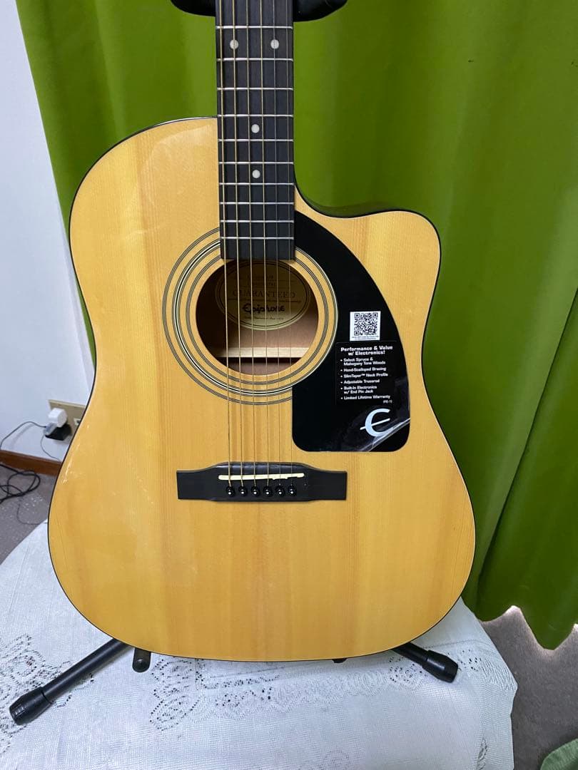 極上美品　気分はジョンレノン　エピフォンAJ100CE エレアコ　音出し良好！