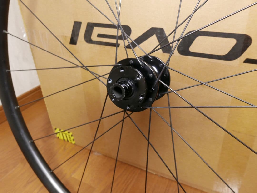 GIANT PX2 チューブレス グラベルDISCホイール ガラスコーティング済