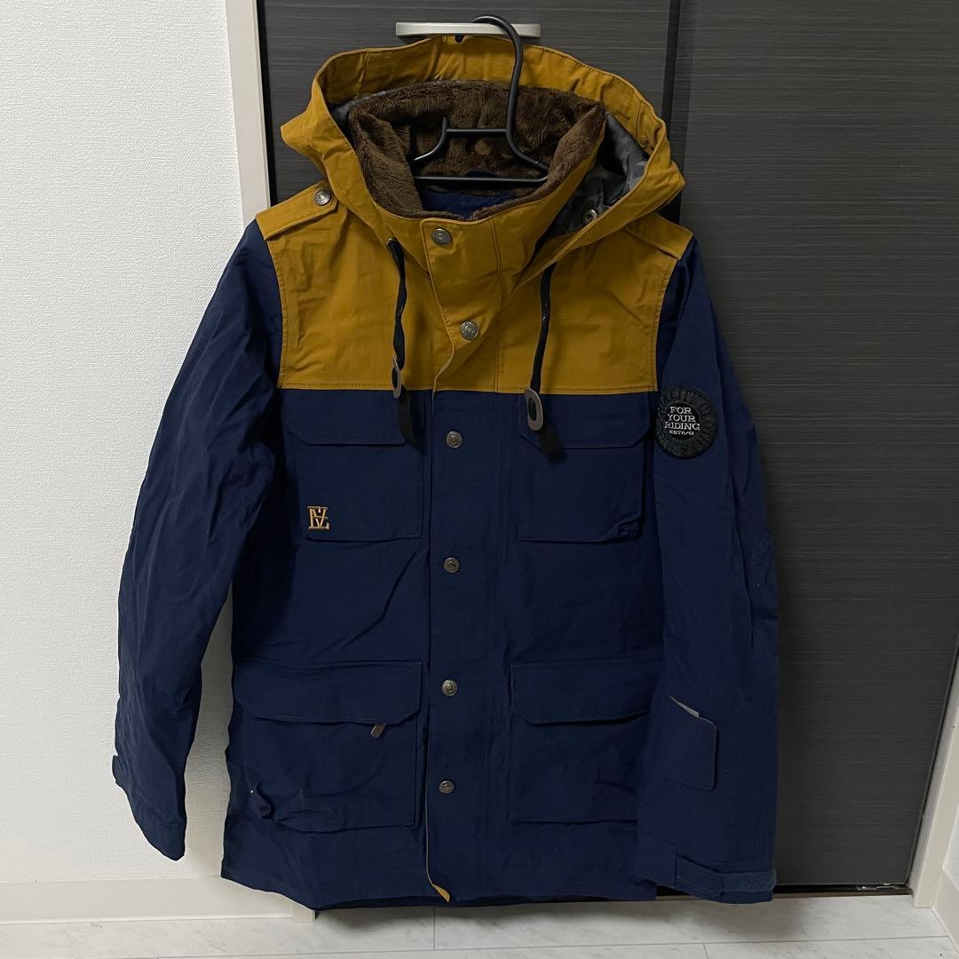 【美品】スノーボードウエア(女性)上下セット　※単品購入も相談可