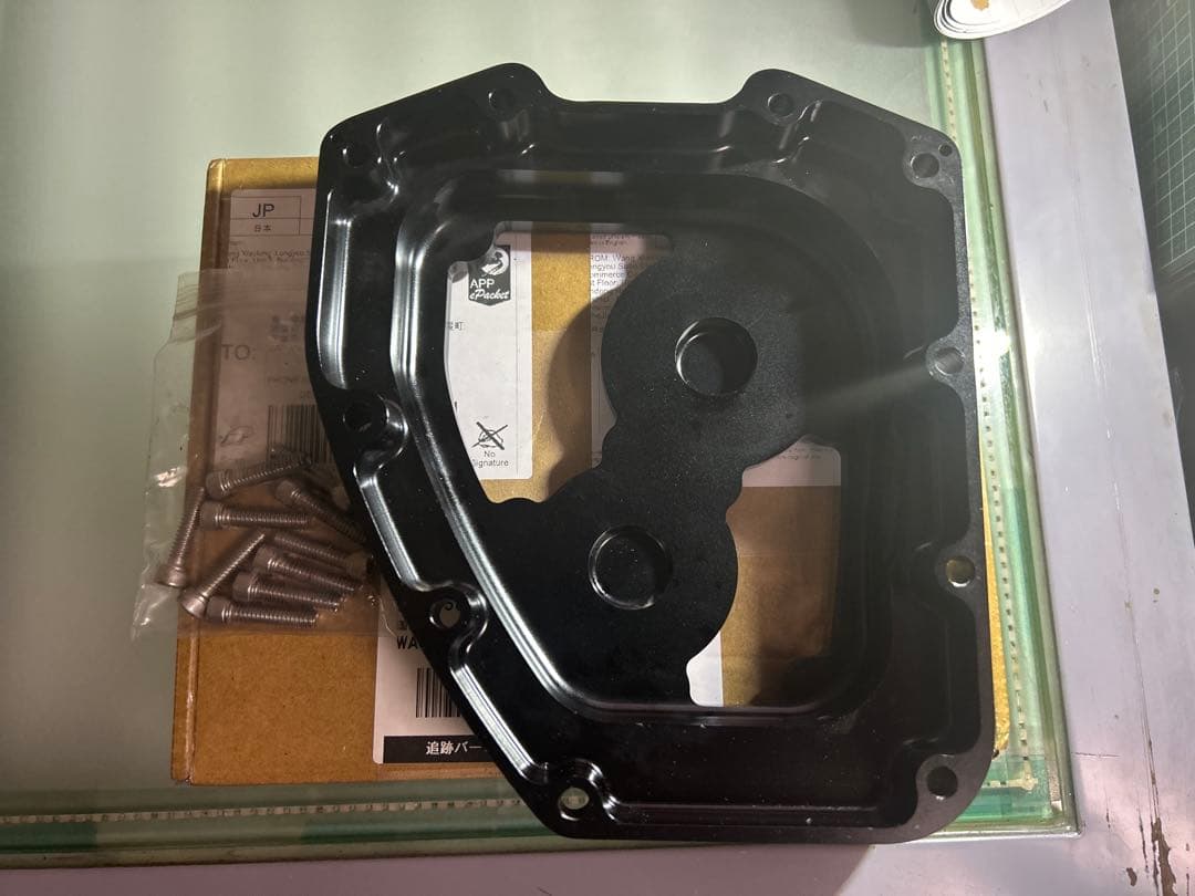 カムカバー　ツインカム　アルミ製 透明窓付き