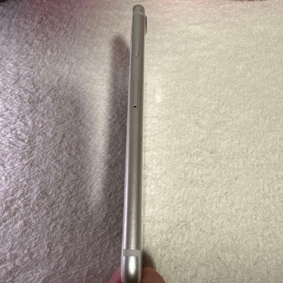 【値下げ❗️】Apple iPhone 7 128GBシルバー SIMフリー