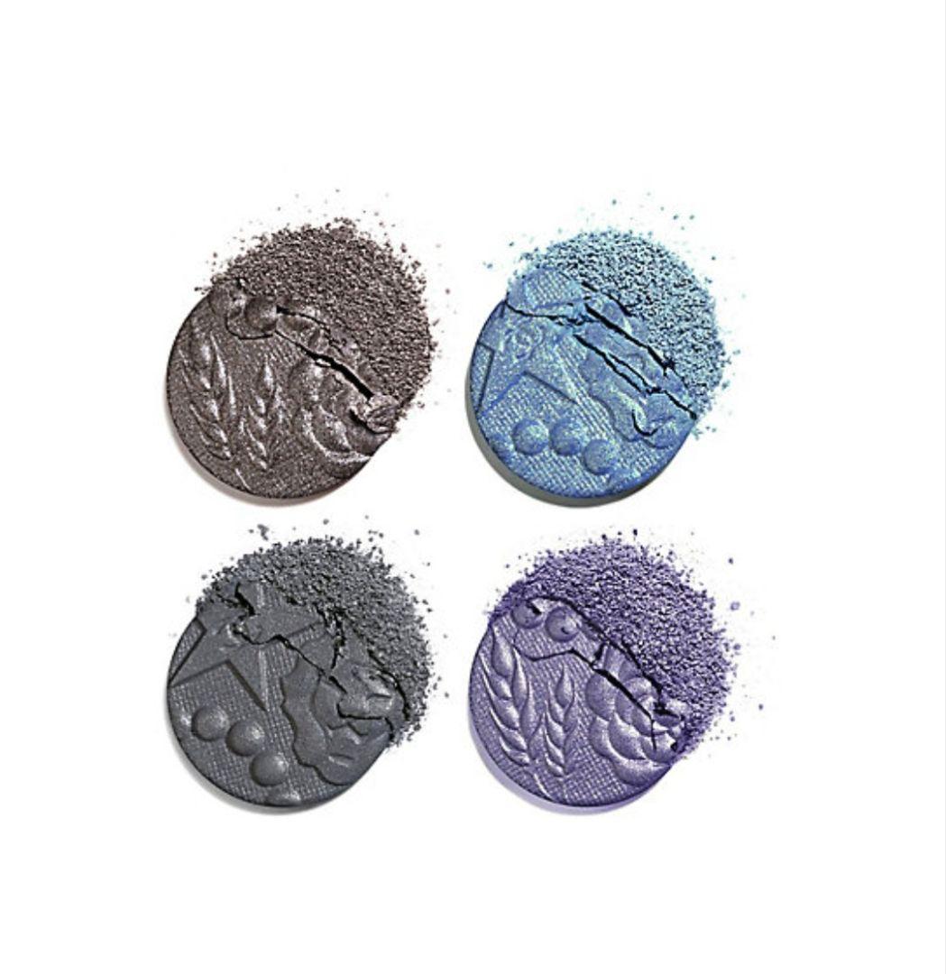 CHANEL レ キャトル オンブル（シーズン限定）397 ニュイ アストラル