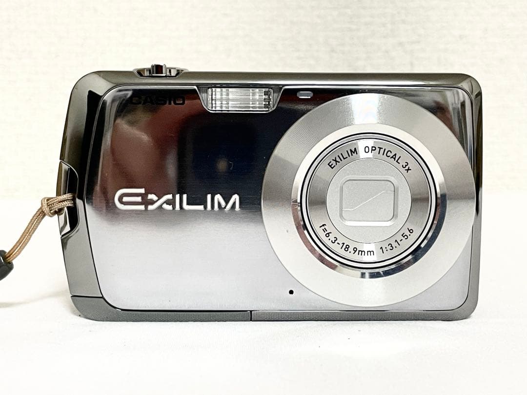 【極美品・完動品】　CASIO EXILIM EX-Z1 シルバー　動作確認済