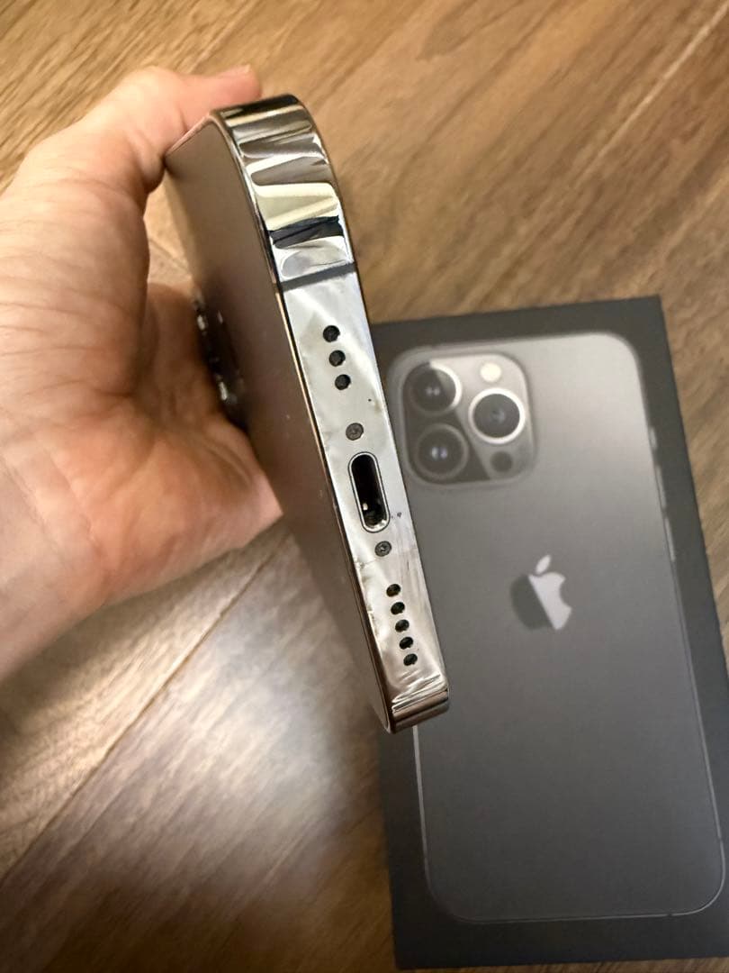 Apple iPhone 13Pro グラファイト 本体