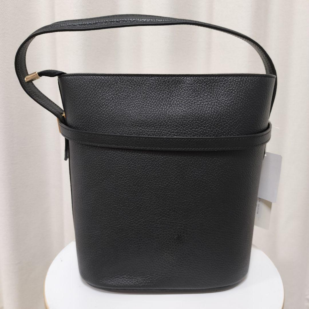 訳あり新品　AULENTTI　ワンハンドル金具付きbasketバック　牛革