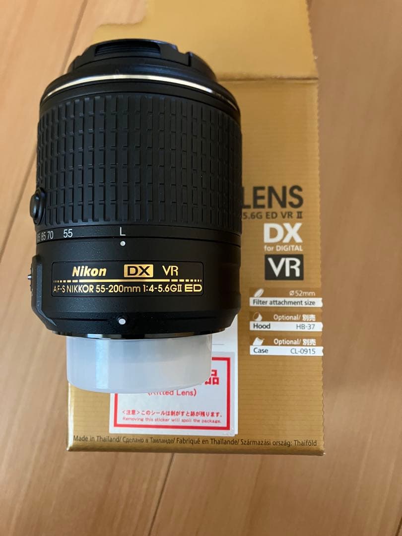 Nikon AF-S NIKKOR 55-200mm レンズ　ケーブル