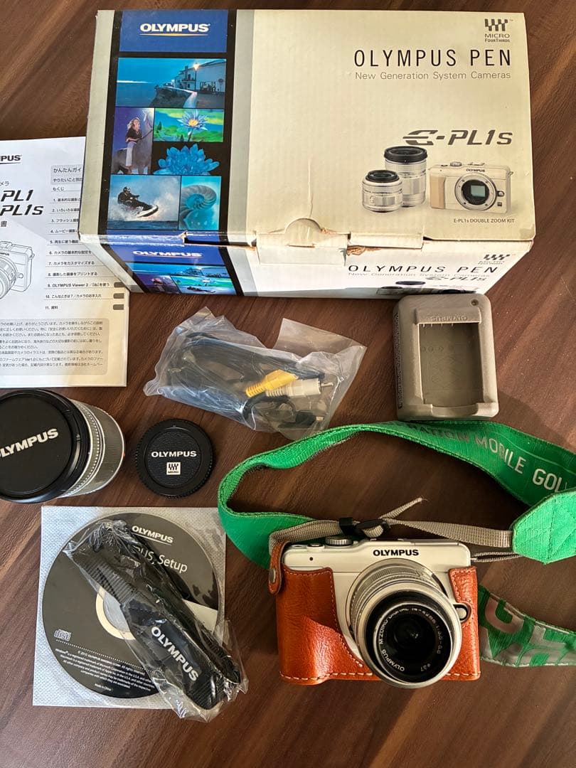 【美品】OLYMPUS PEN レザーケース+ストラップ+レンズプロテクター付き