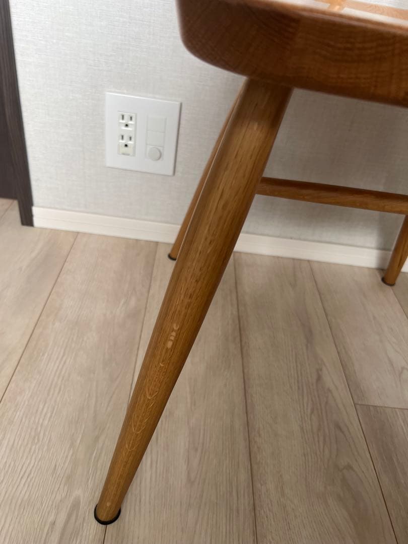 無印良品　ブナ材アームチェア　丸脚