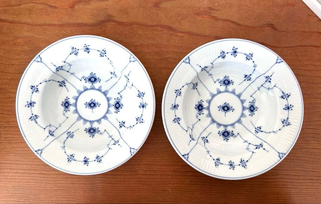 ブルーフルーテッド　プレイン　ディーププレート　2枚