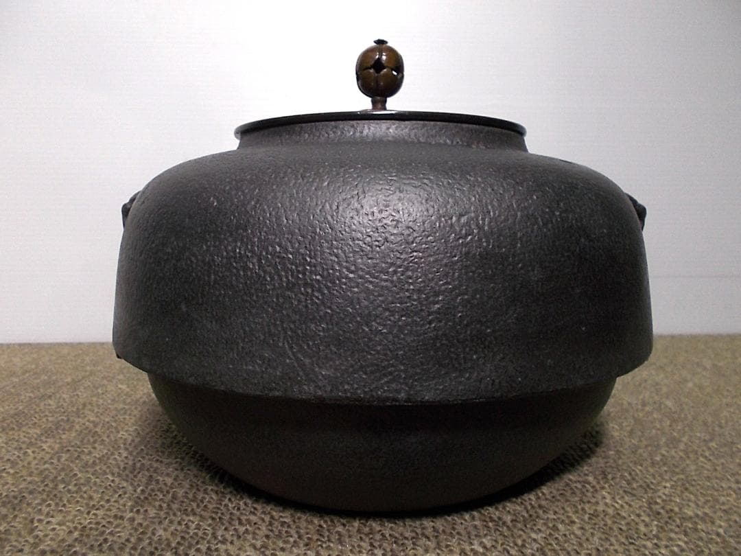 茶道具 風炉型野々田電熱器 黒真塗 茶釜 送料込み