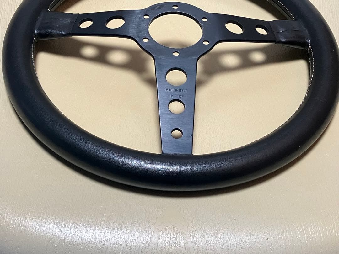 【当時物・美品】MOMO ステアリング プロトタイプ ブラックスポーク 35 φ