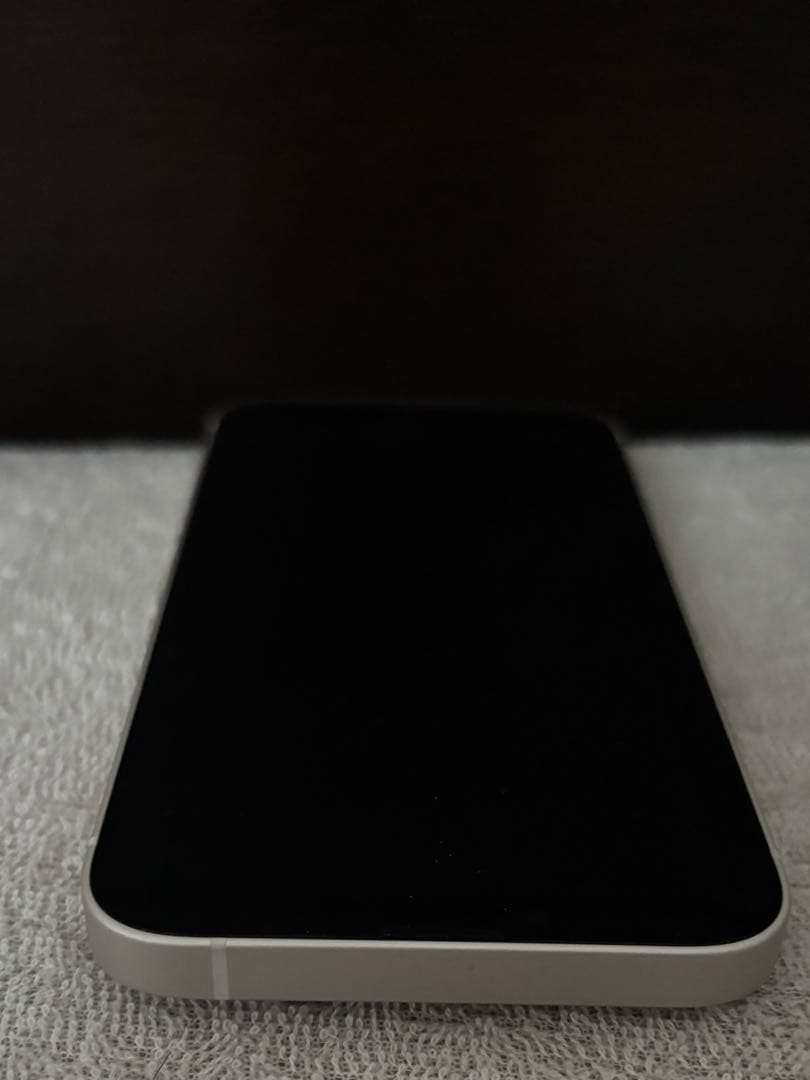 【美品】Apple iPhone 14 ホワイト